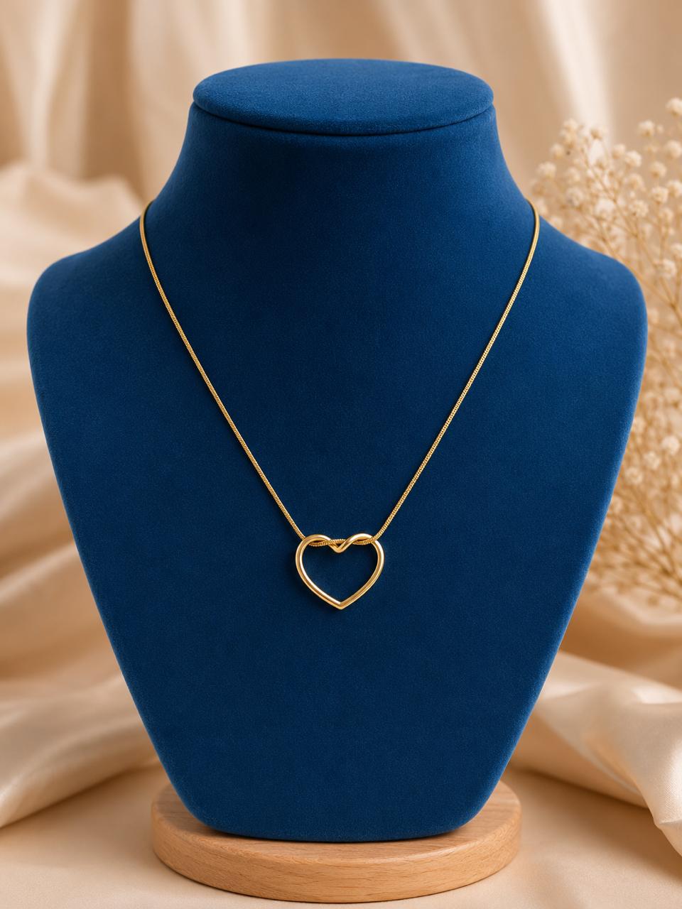 CHAIN HEART NECKLACE