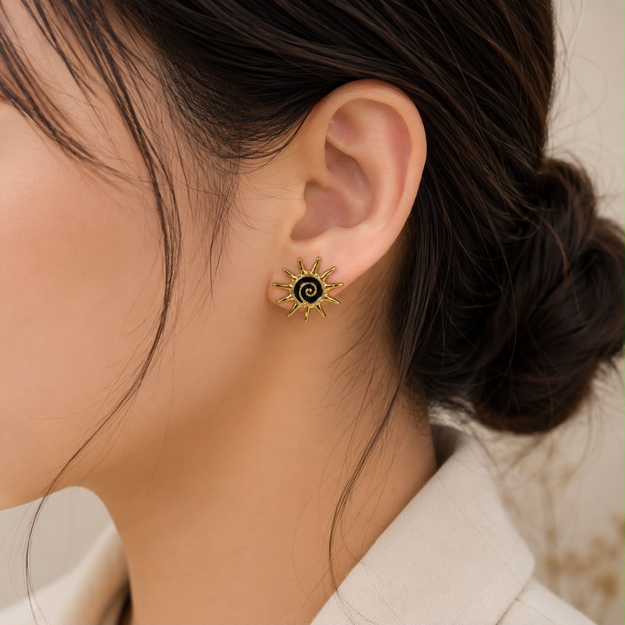 BLACK SUN EARRING