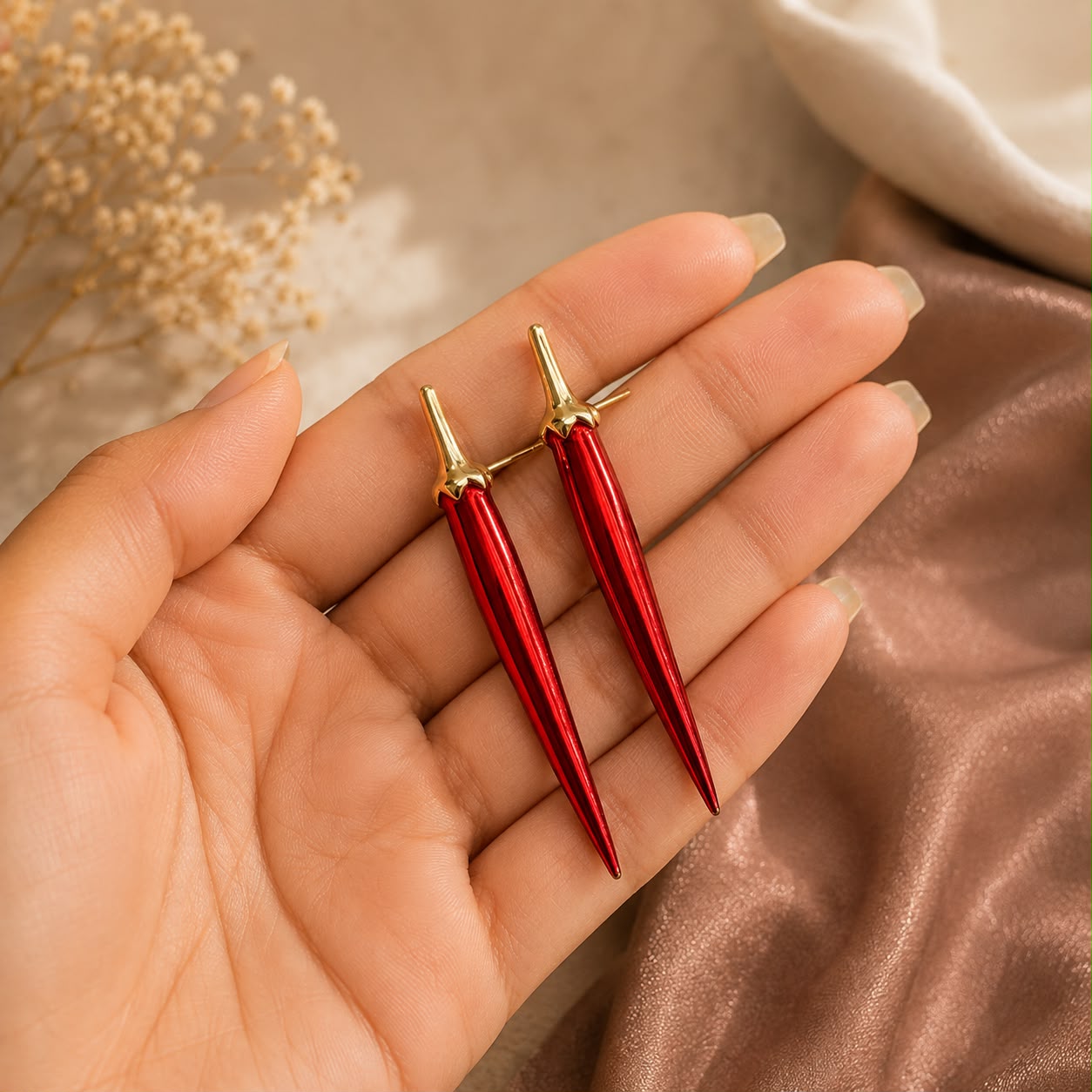 RED CHILLI EARRING 