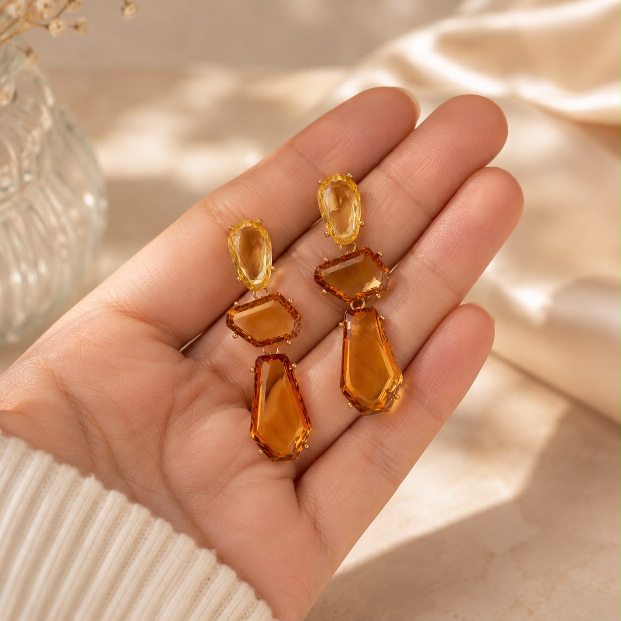 GLASS  DROP EARRING 
