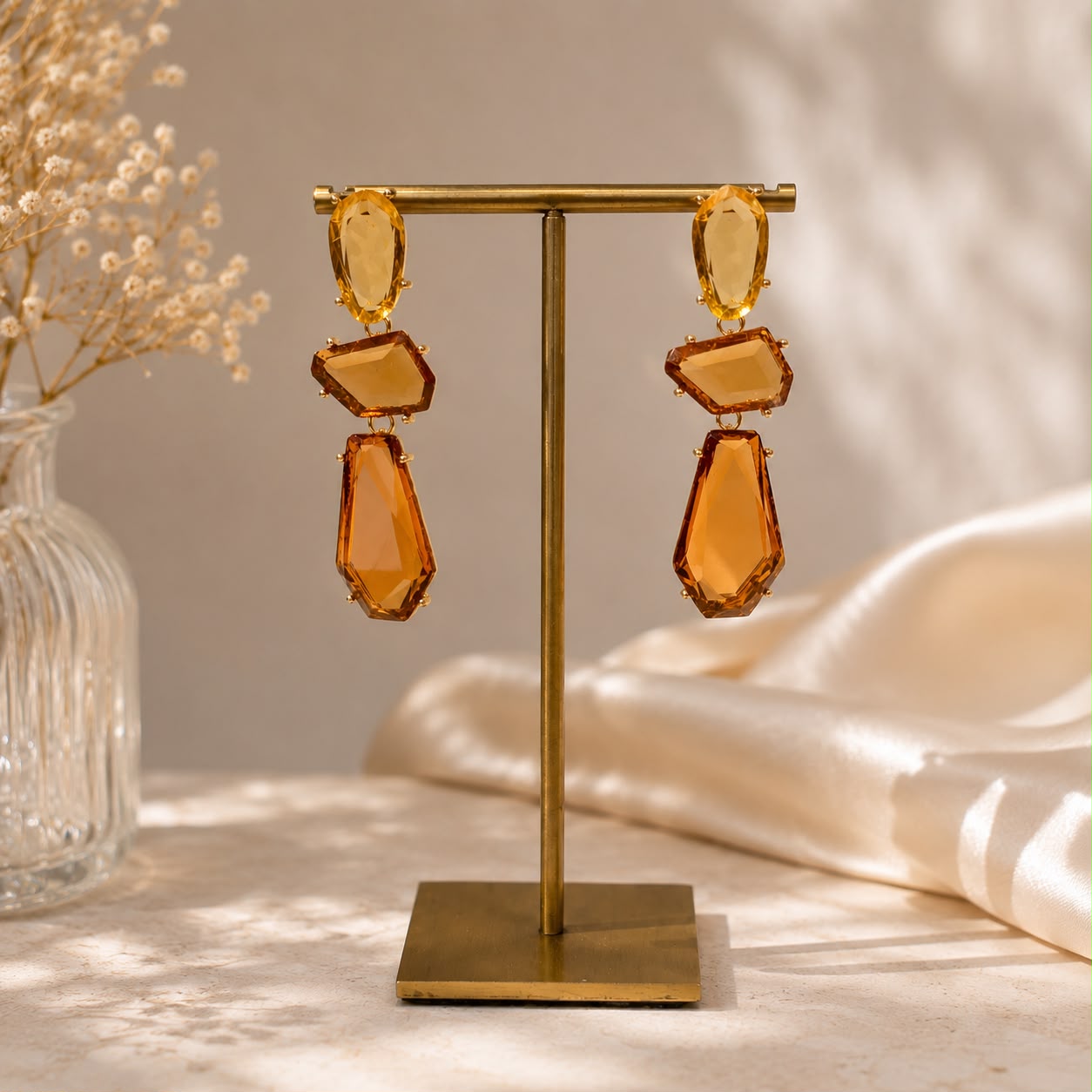 GLASS  DROP EARRING 