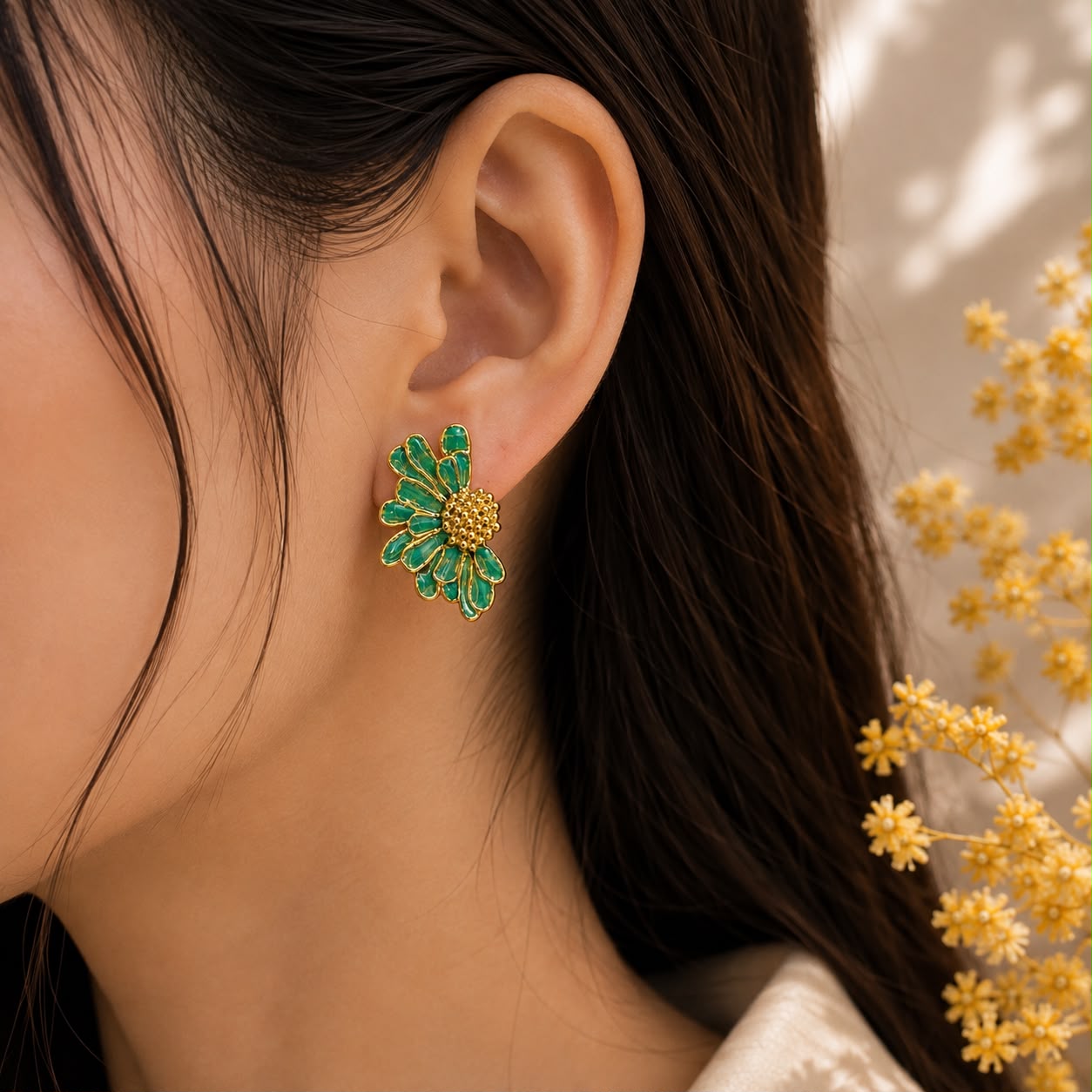 GREEN WING EARRING 