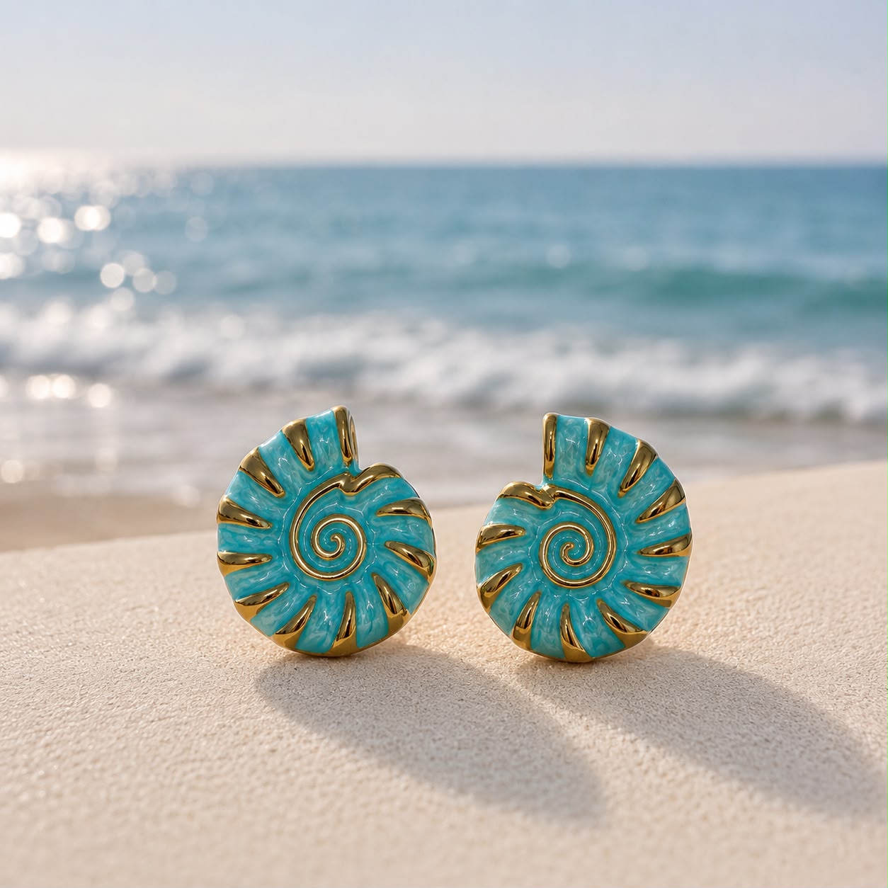 SEA BLUE SHELL EARRING 