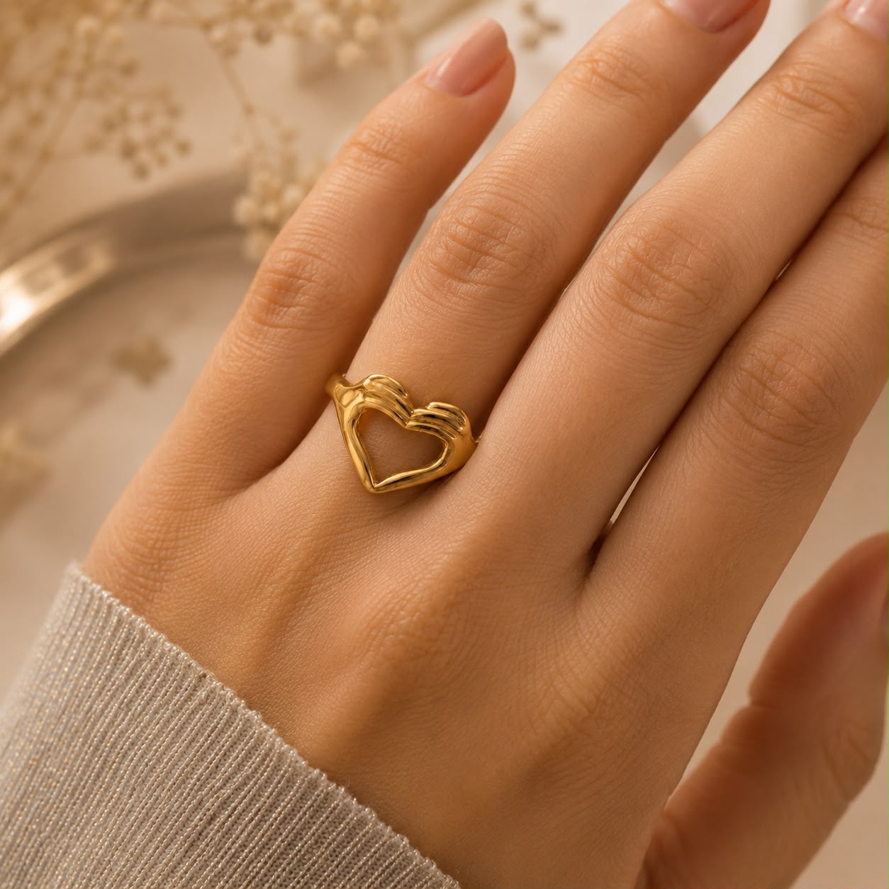 KOREAN HEART RING