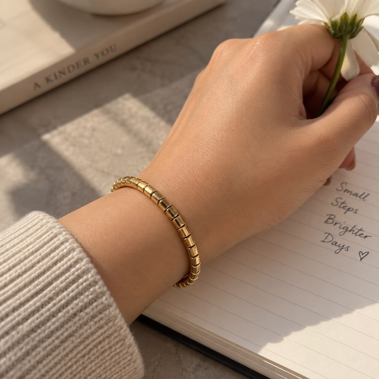 MINIMAL LOOK BRACELET