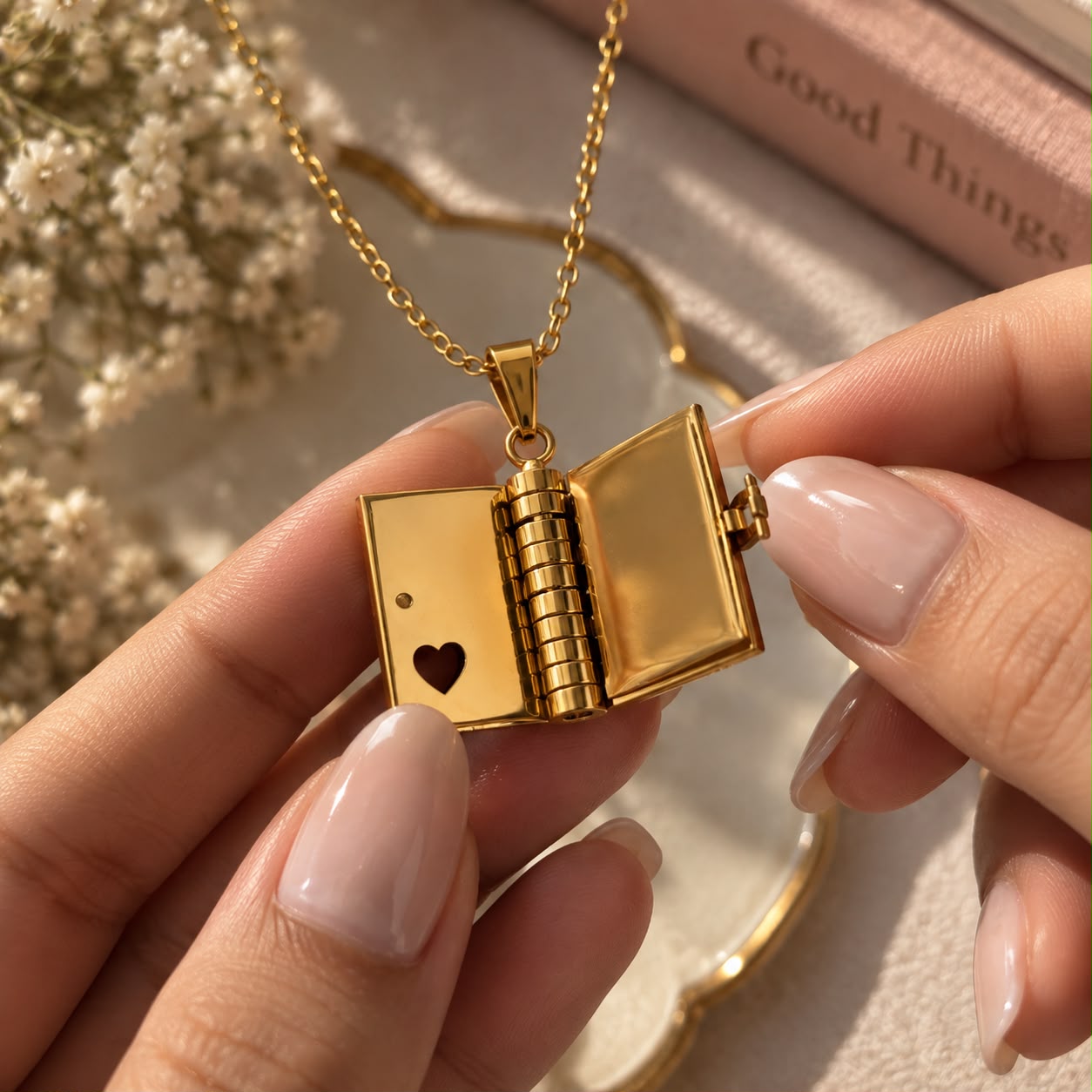 SECRET DIARY NECKLACE 