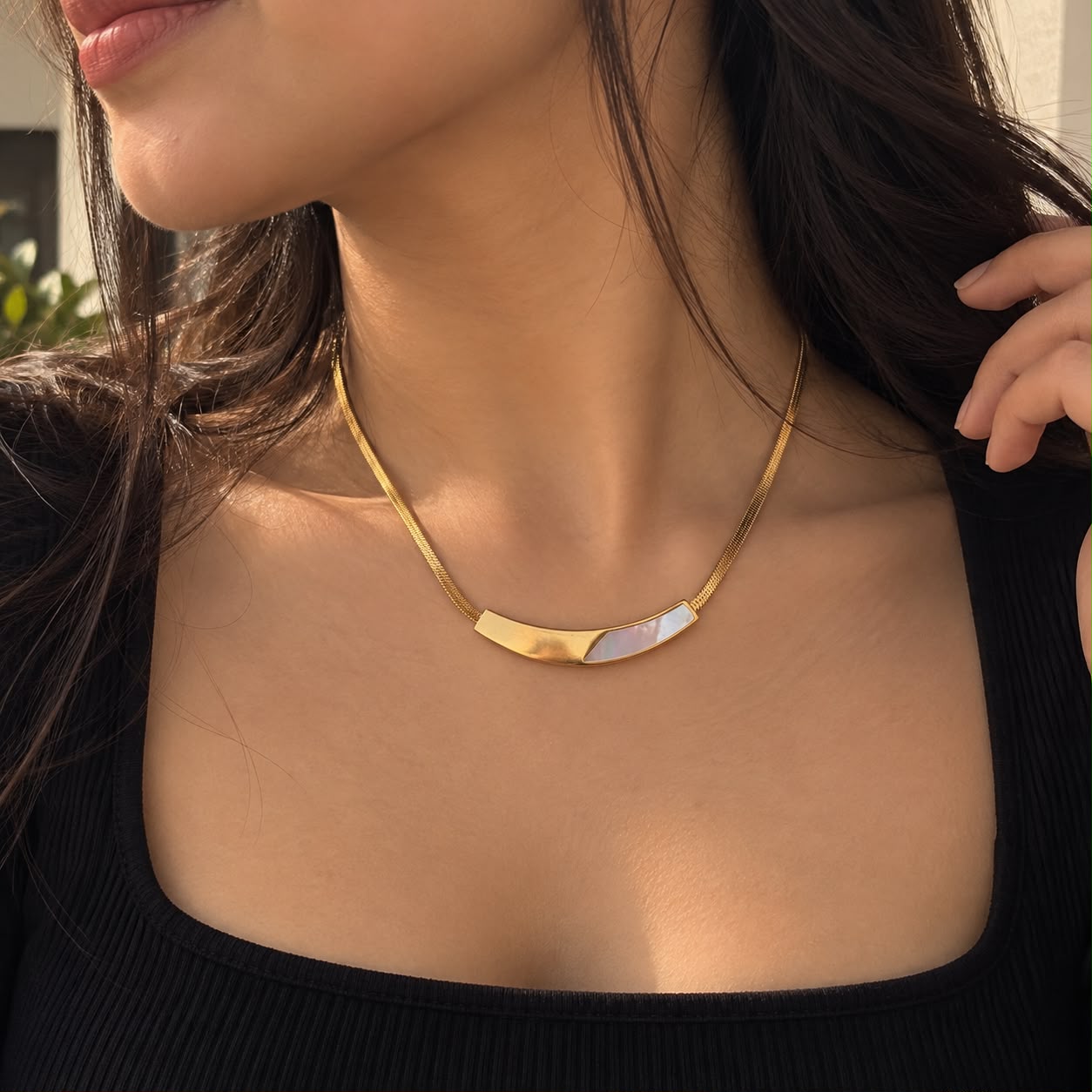 OFFICE ELEGANCE NECKLACE 