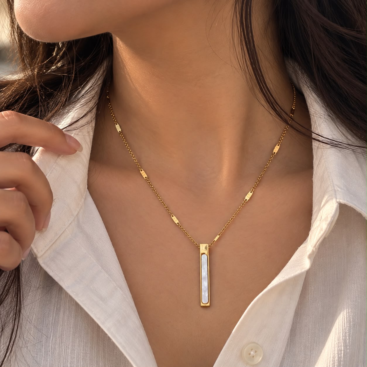 MARBLE BAR NECKLACE 