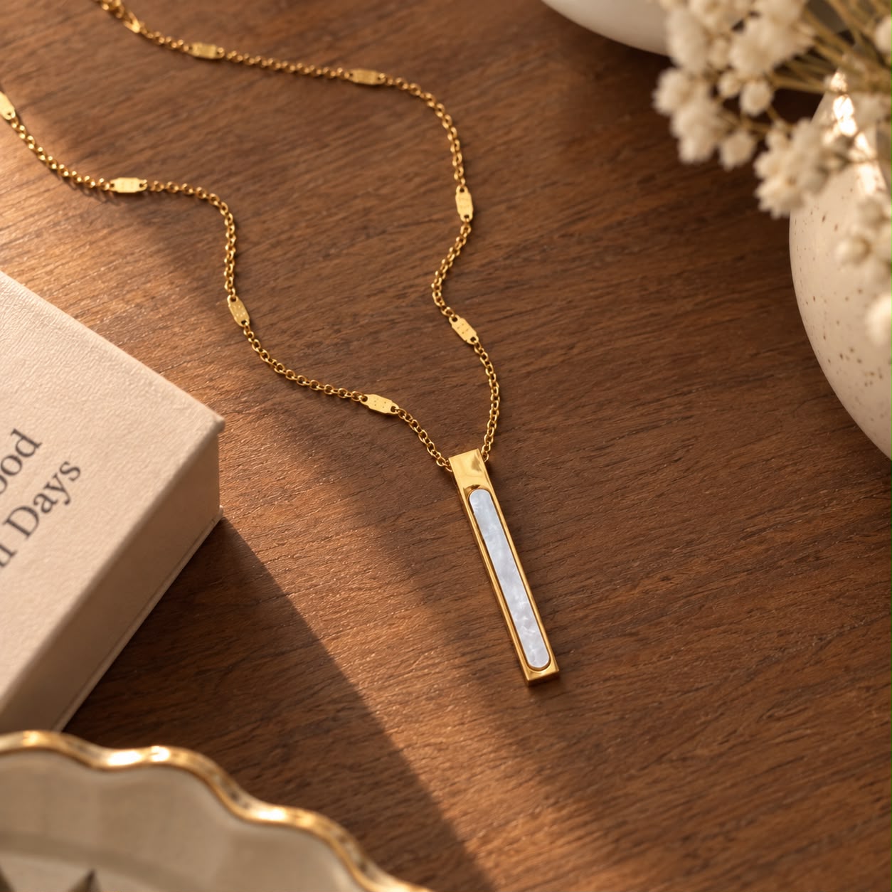 MARBLE BAR NECKLACE 